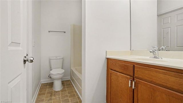 3431 N Church Street 307, Greensboro, NC 27405