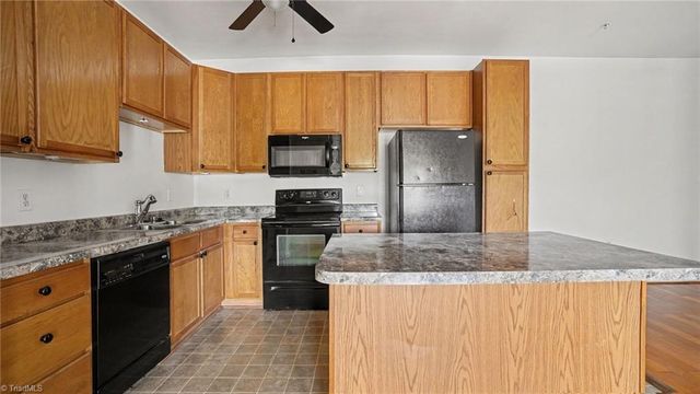 3431 N Church Street 307, Greensboro, NC 27405