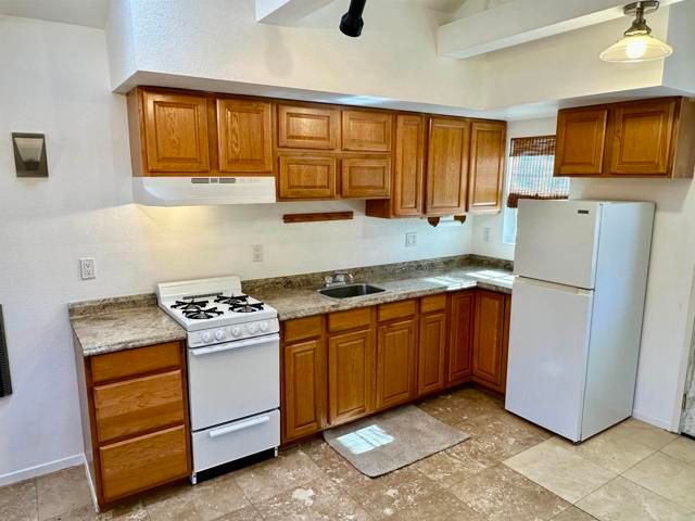 2445 S. Stage Coach Ln., Fallbrook, CA 92028