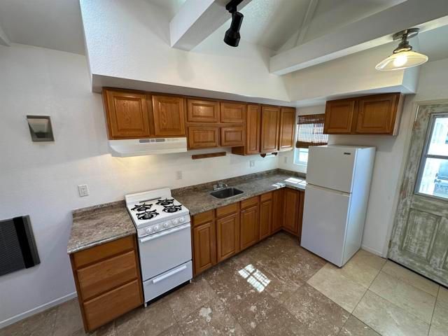 2445 S. Stage Coach Ln., Fallbrook, CA 92028