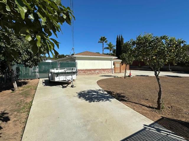 2445 S. Stage Coach Ln., Fallbrook, CA 92028