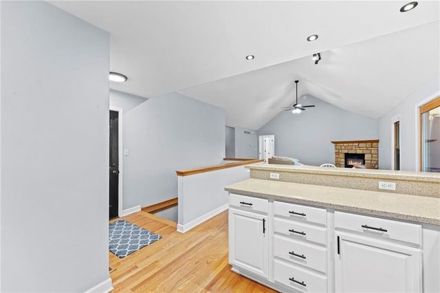 169 E 1600th Road, Baldwin City, KS 66006