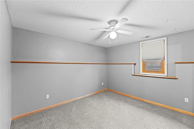 169 E 1600th Road, Baldwin City, KS 66006