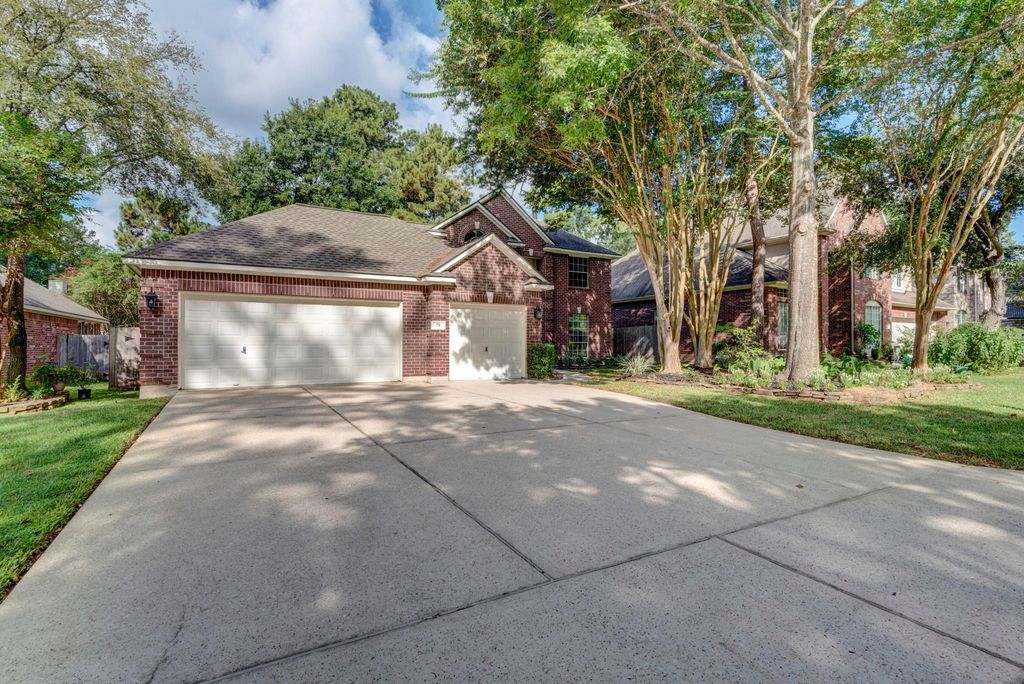 78 E Evangeline Oaks Circle, The Woodlands, TX 77384