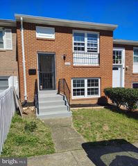 14627 BAKERSFIELD ST, Woodbridge, VA 22193