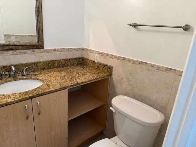 2750 NE 183rd Street 1201, Aventura, FL 33160