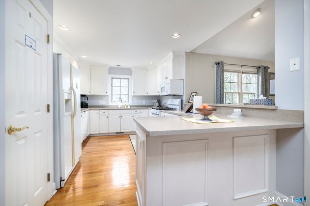 121 Crosby Street 121, Fairfield, CT 06825