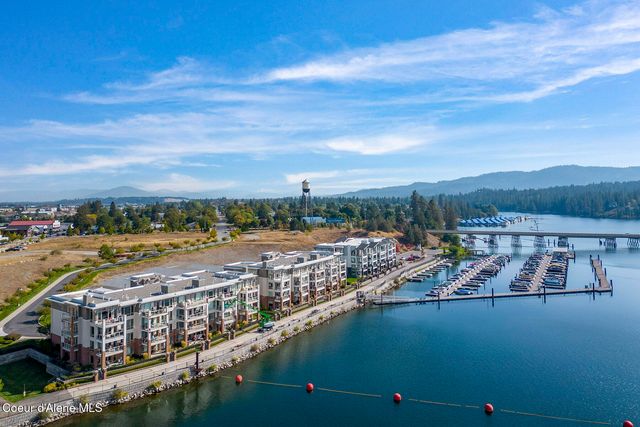 447 W WATERSIDE DR, #205, Post Falls, ID 83854