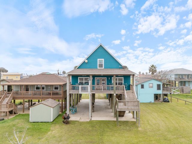 1390 County Road 201, Sargent, TX 77414