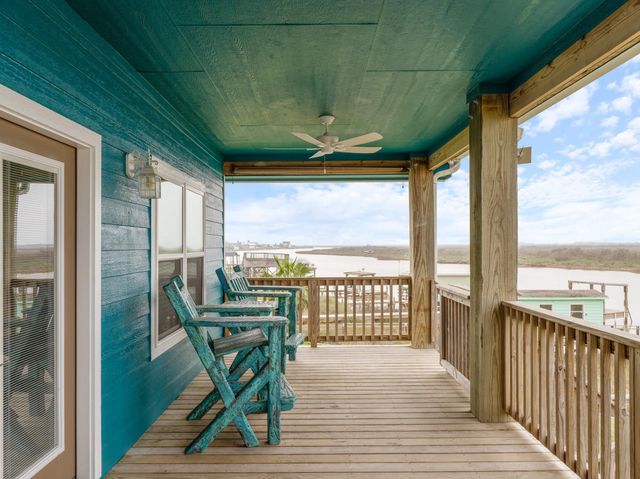 1390 County Road 201, Sargent, TX 77414