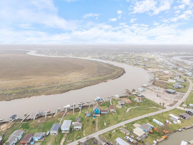 1390 County Road 201, Sargent, TX 77414