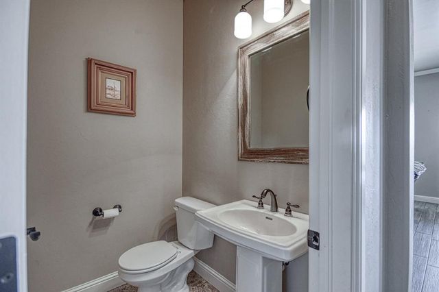 31814 Landrun Avenue, Norman, OK 73072
