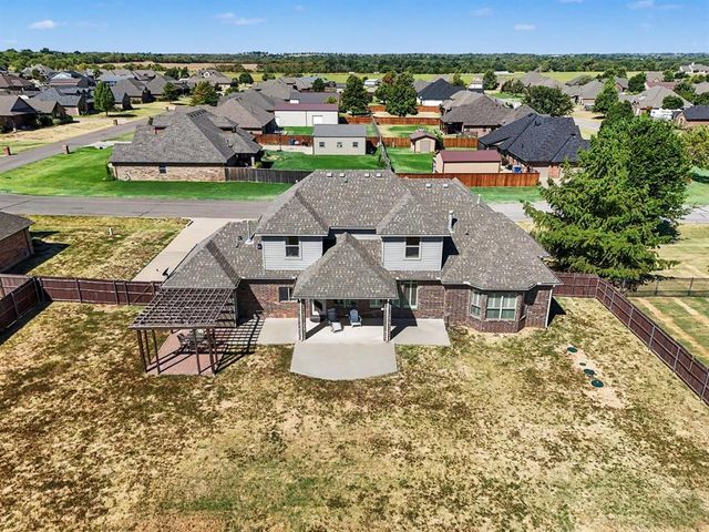 31814 Landrun Avenue, Norman, OK 73072