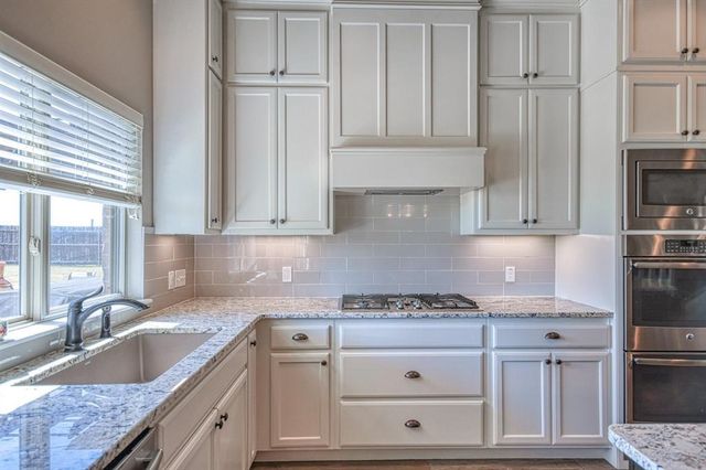 31814 Landrun Avenue, Norman, OK 73072