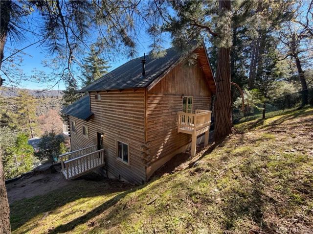 120 Zermat, Crestline, CA 92325