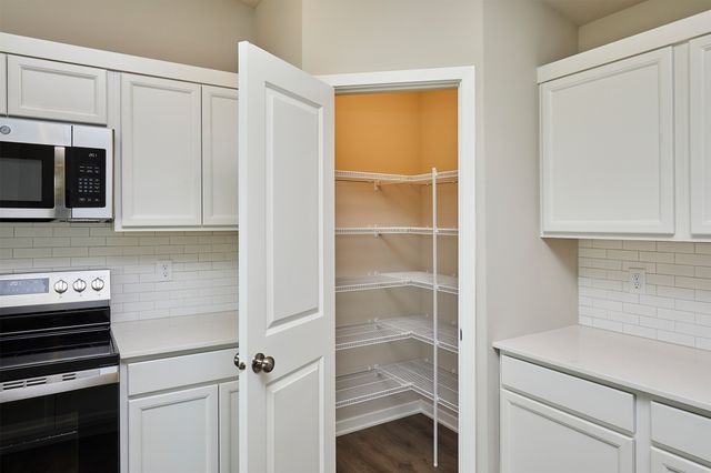 1117 Featherstone Avenue NE, Bondurant, IA 50035