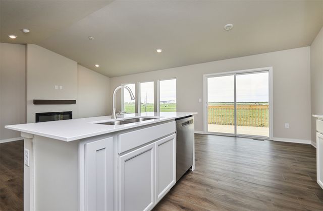 1117 Featherstone Avenue NE, Bondurant, IA 50035