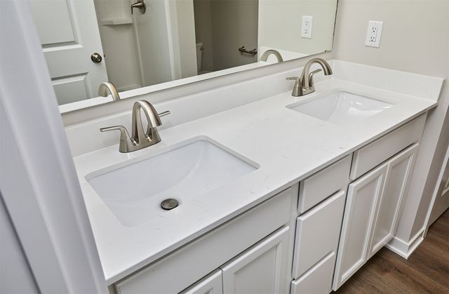 1117 Featherstone Avenue NE, Bondurant, IA 50035