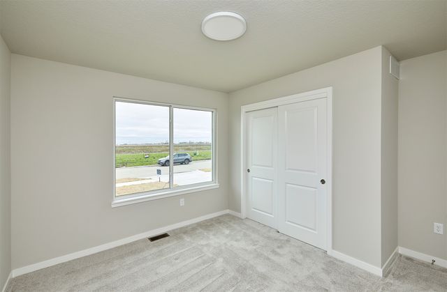 1117 Featherstone Avenue NE, Bondurant, IA 50035