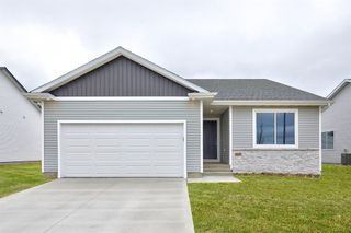 1117 Featherstone Avenue NE, Bondurant, IA 50035