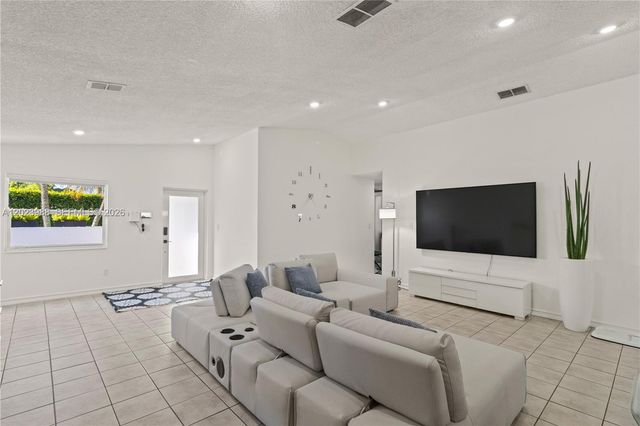 11510 SW 175th St, Miami, FL 33157