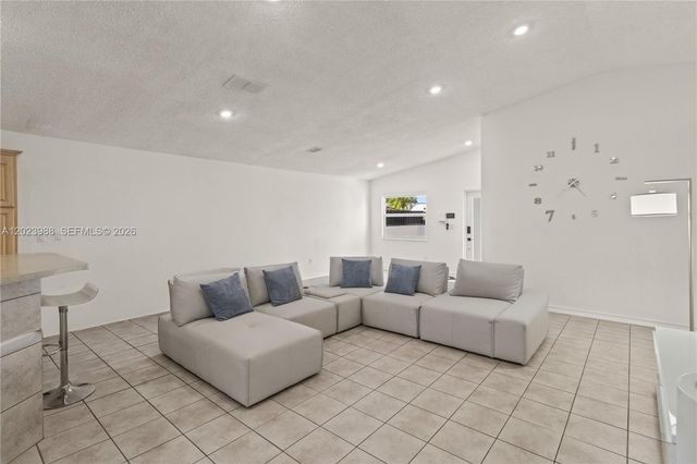 11510 SW 175th St, Miami, FL 33157