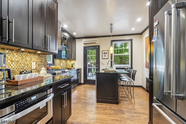 2 Kendall Ave, South Orange Village Twp., NJ 07079