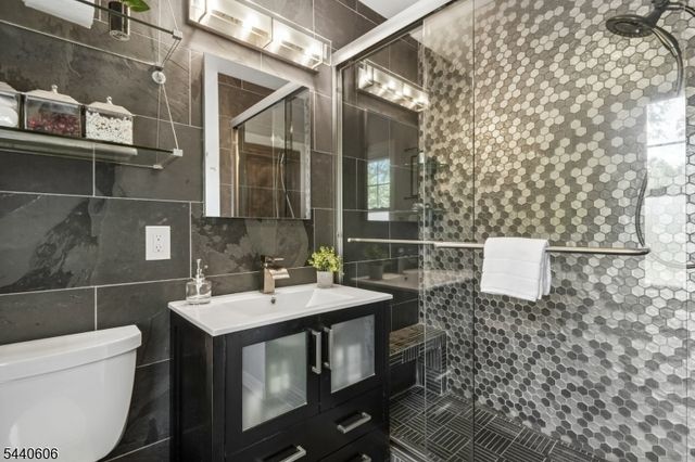 2 Kendall Ave, South Orange Village Twp., NJ 07079