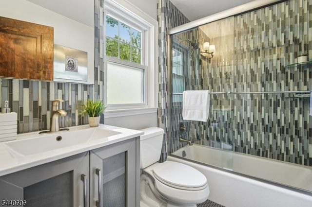 2 Kendall Ave, South Orange Village Twp., NJ 07079