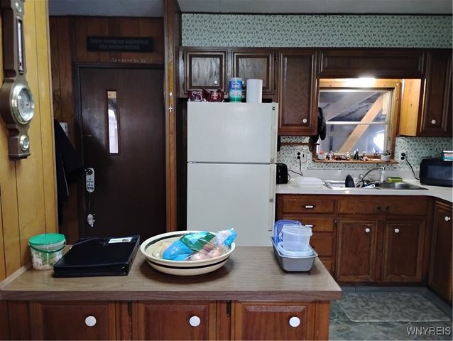 53 Carefree Lane, Cheektowaga, NY 14227