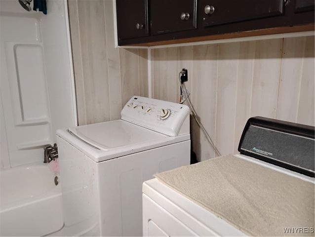 53 Carefree Lane, Cheektowaga, NY 14227