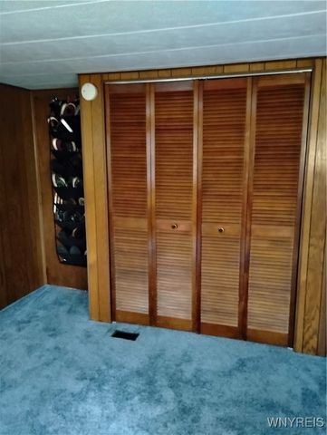 53 Carefree Lane, Cheektowaga, NY 14227