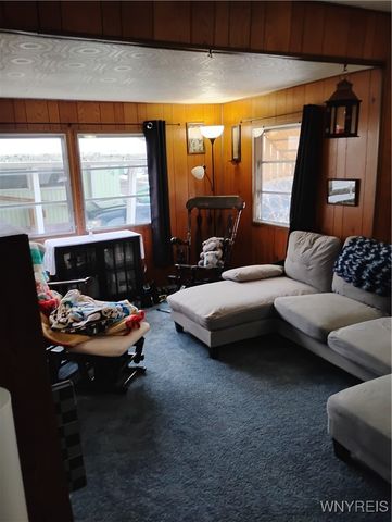 53 Carefree Lane, Cheektowaga, NY 14227