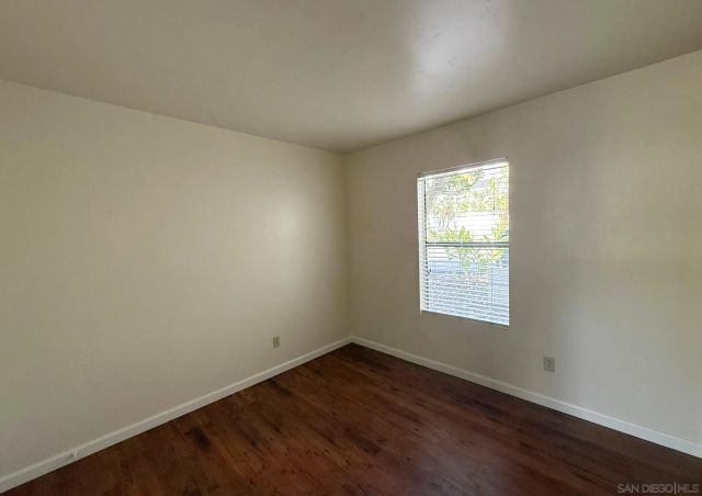 9392 Twin Trails Dr 105, San Diego, CA 92129