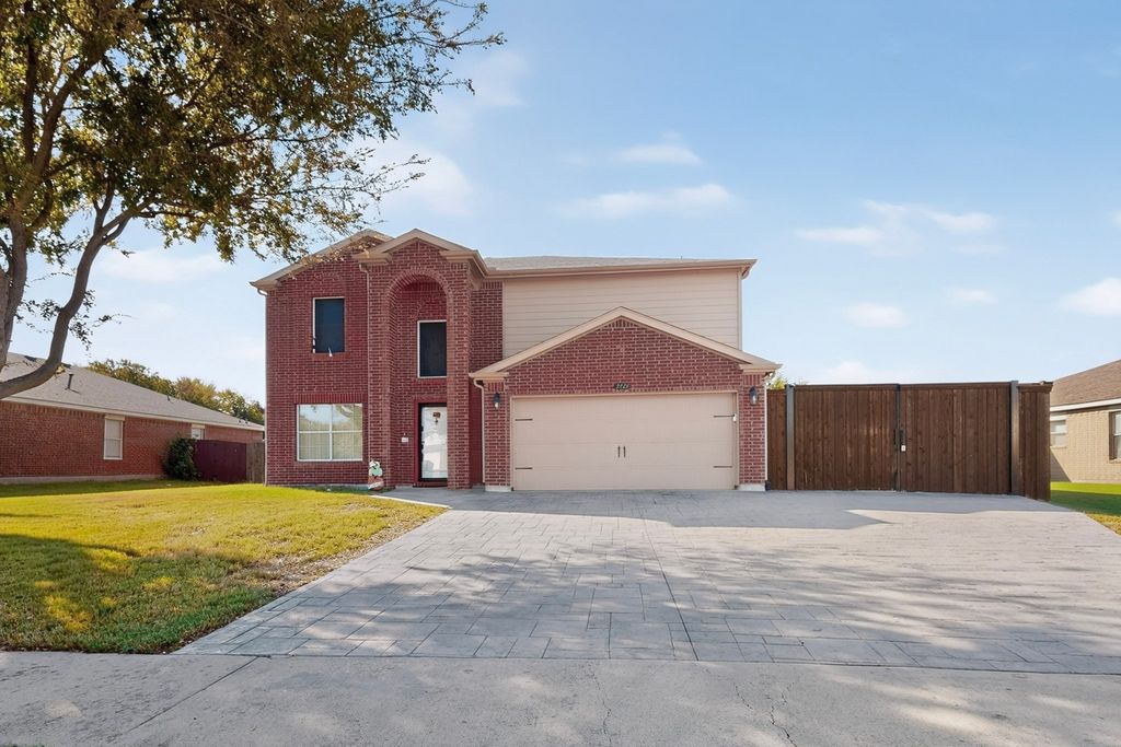 2424 Tailburton Court, Little Elm, TX 75068