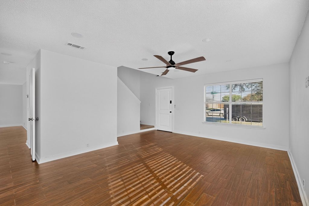 2424 Tailburton Court, Little Elm, TX 75068 — photo 2