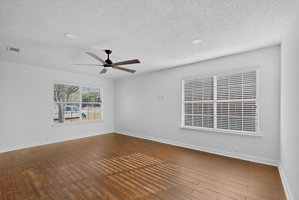2424 Tailburton Court, Little Elm, TX 75068 — photo 3