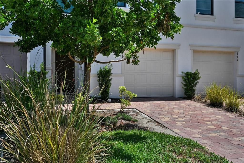 1519 Lake Jessup CIR, CAPE CORAL, FL 33909 — photo 2