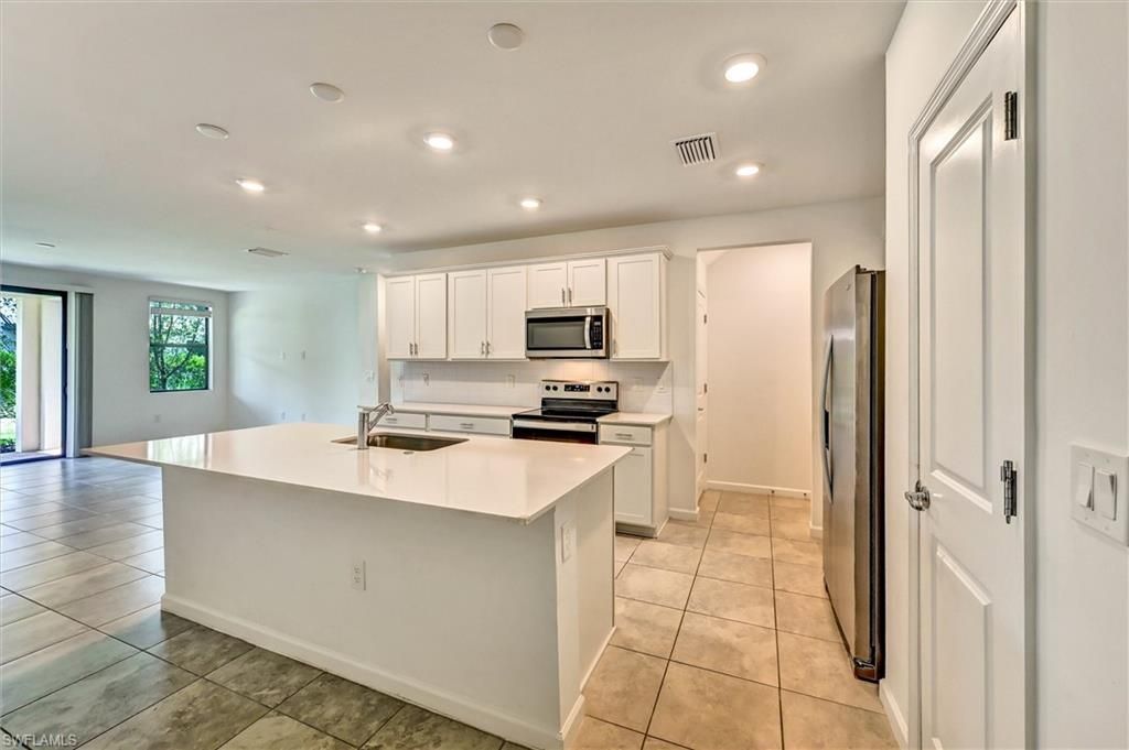1519 Lake Jessup CIR, CAPE CORAL, FL 33909 — photo 3