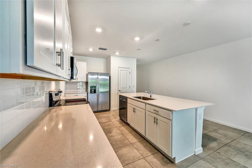 1519 Lake Jessup CIR, CAPE CORAL, FL 33909 — photo 5