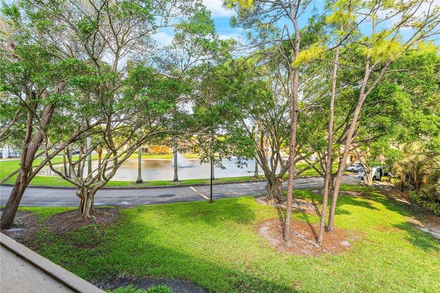 4759 Via Palm Lakes 312, West Palm Beach, FL 33417