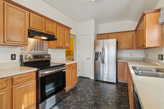 1403 Aviary Drive, Desoto, TX 75115