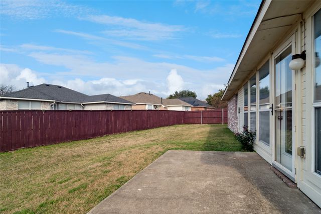 1403 Aviary Drive, Desoto, TX 75115