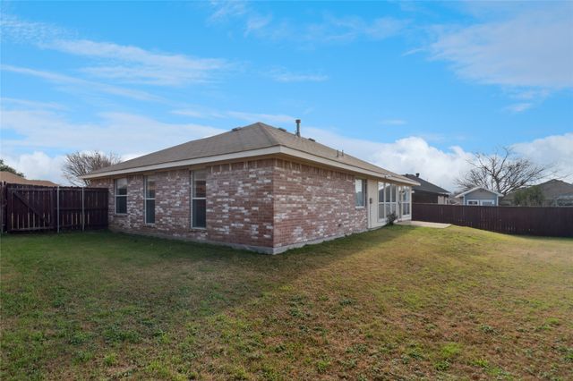 1403 Aviary Drive, Desoto, TX 75115