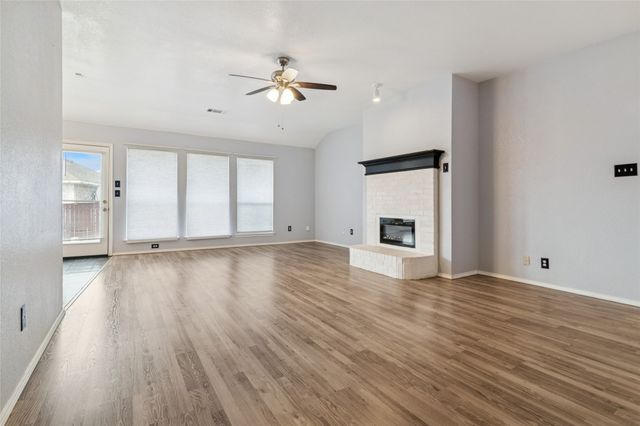 1403 Aviary Drive, Desoto, TX 75115