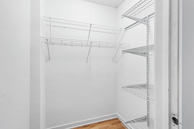 1770 Bryant Avenue S 301, Minneapolis, MN 55403