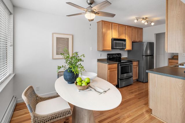 1770 Bryant Avenue S 301, Minneapolis, MN 55403