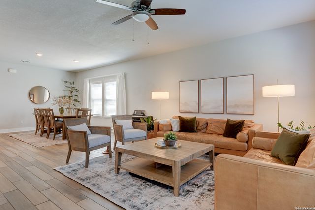 3021 Hess, Schertz, TX 78154