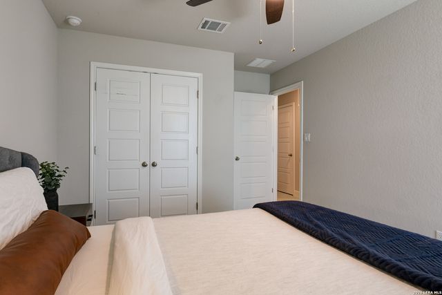 3021 Hess, Schertz, TX 78154