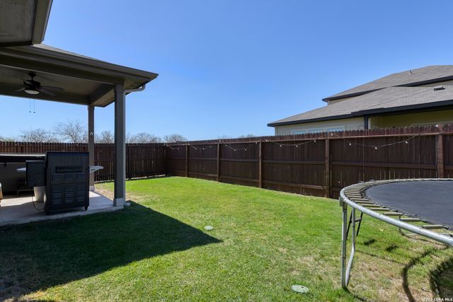 3021 Hess, Schertz, TX 78154